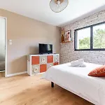 Modern With Private Pool Casa vacanze *