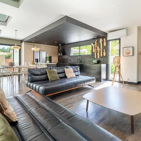 Feriehus Modern With Private Pool *