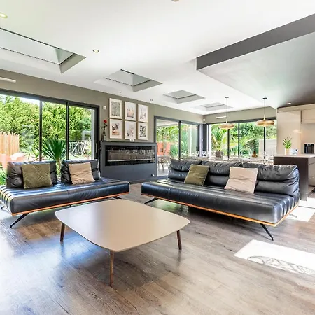 Feriehus Modern With Private Pool *