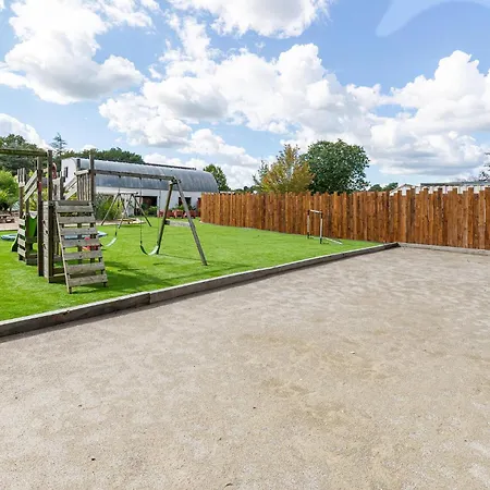 Modern With Private Pool Saint-Aignan-Grand-Lieu