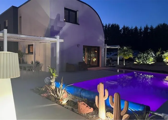 Casa de Férias Modern With Private Pool *