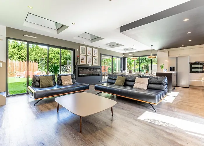 Casa de Férias Modern With Private Pool *