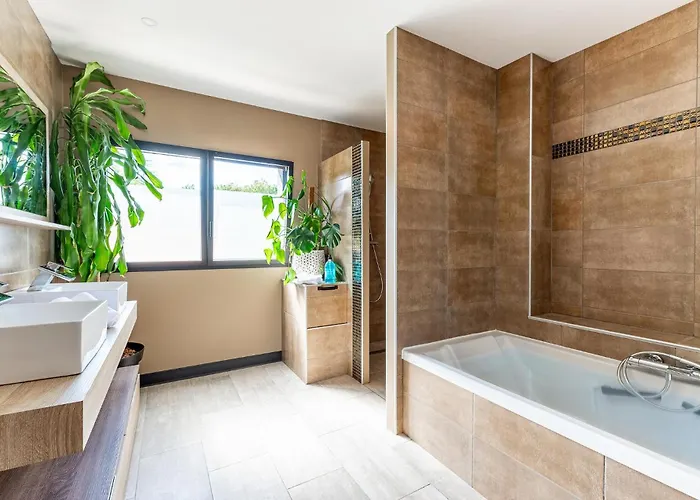 Modern With Private Pool Casa de Férias Saint-Aignan-Grand-Lieu