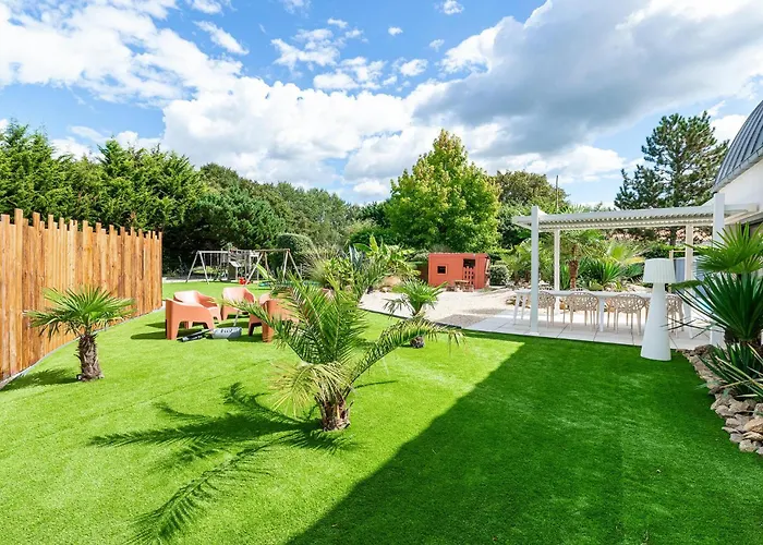 Modern With Private Pool Saint-Aignan-Grand-Lieu