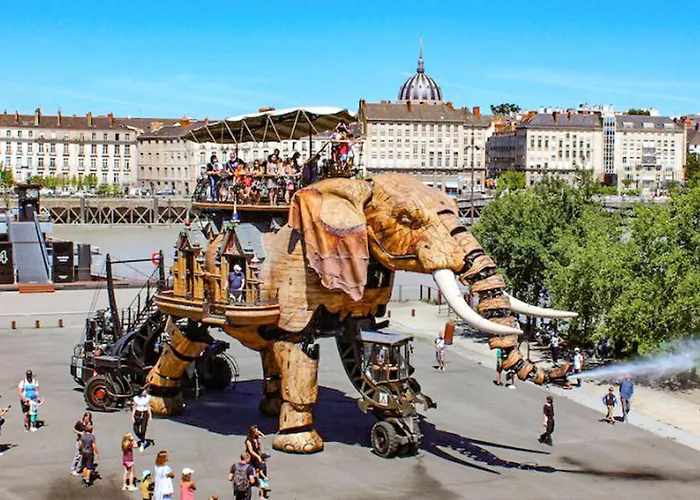 Casa de Férias Modern With Private Pool Saint-Aignan-Grand-Lieu